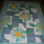 Blue And Yellow Flower Qui..