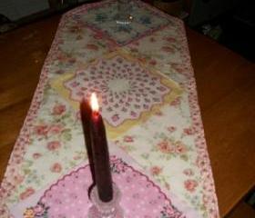 Vintage Style Table Runner